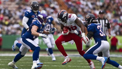 开云体育移动版-尤文图斯前锋连续两场破门，助球队保持连胜，尤文图斯最新主力阵容